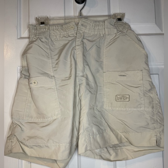 AFTCO Light Tan Cargo Shorts - Picture 1 of 5